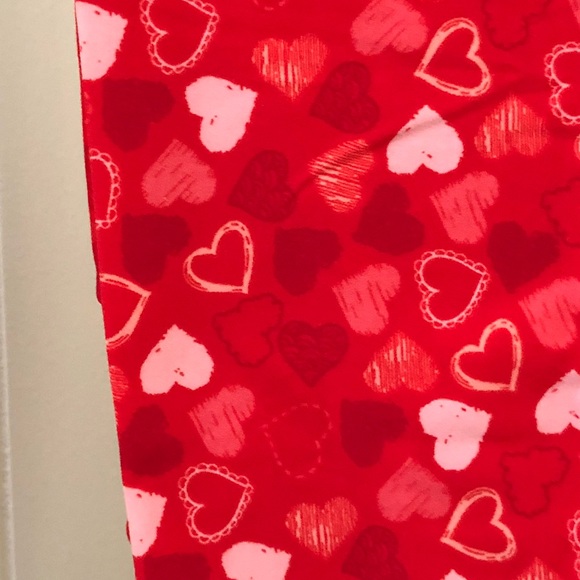 LuLaRoe Other - ♥️In♥️ Lularoe Heart Leggings Os NWOT